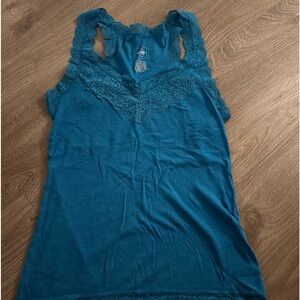 Mossimo woman’s tank top